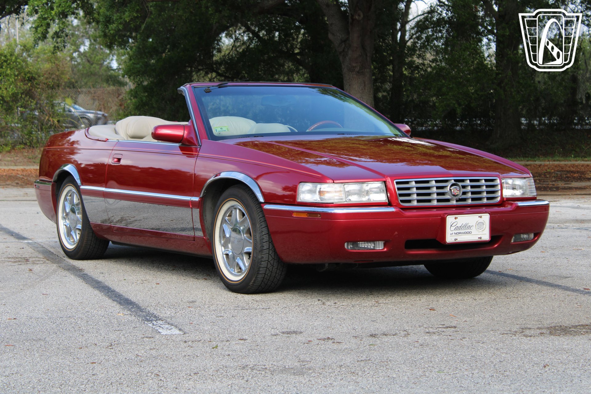 Used 2000 Cadillac Eldorado ESC w/ Comfort/Convenience Pkg image 12