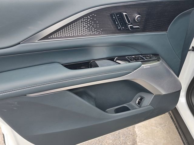 New 2025 Cadillac Lyriq Sport w/ Nappa Leather Package image 16