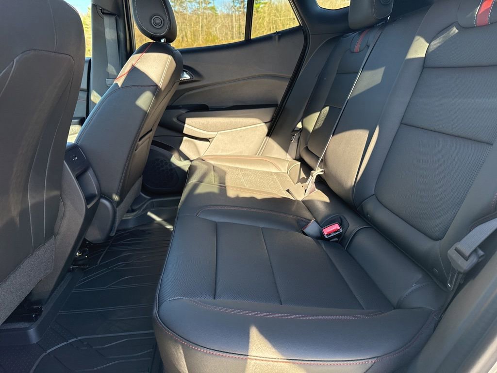 New 2026 Chevrolet Trax RS w/ Sunroof Package image 24
