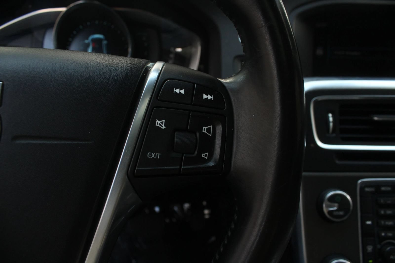 Used 2014 Volvo S60 T5 FWD image 31