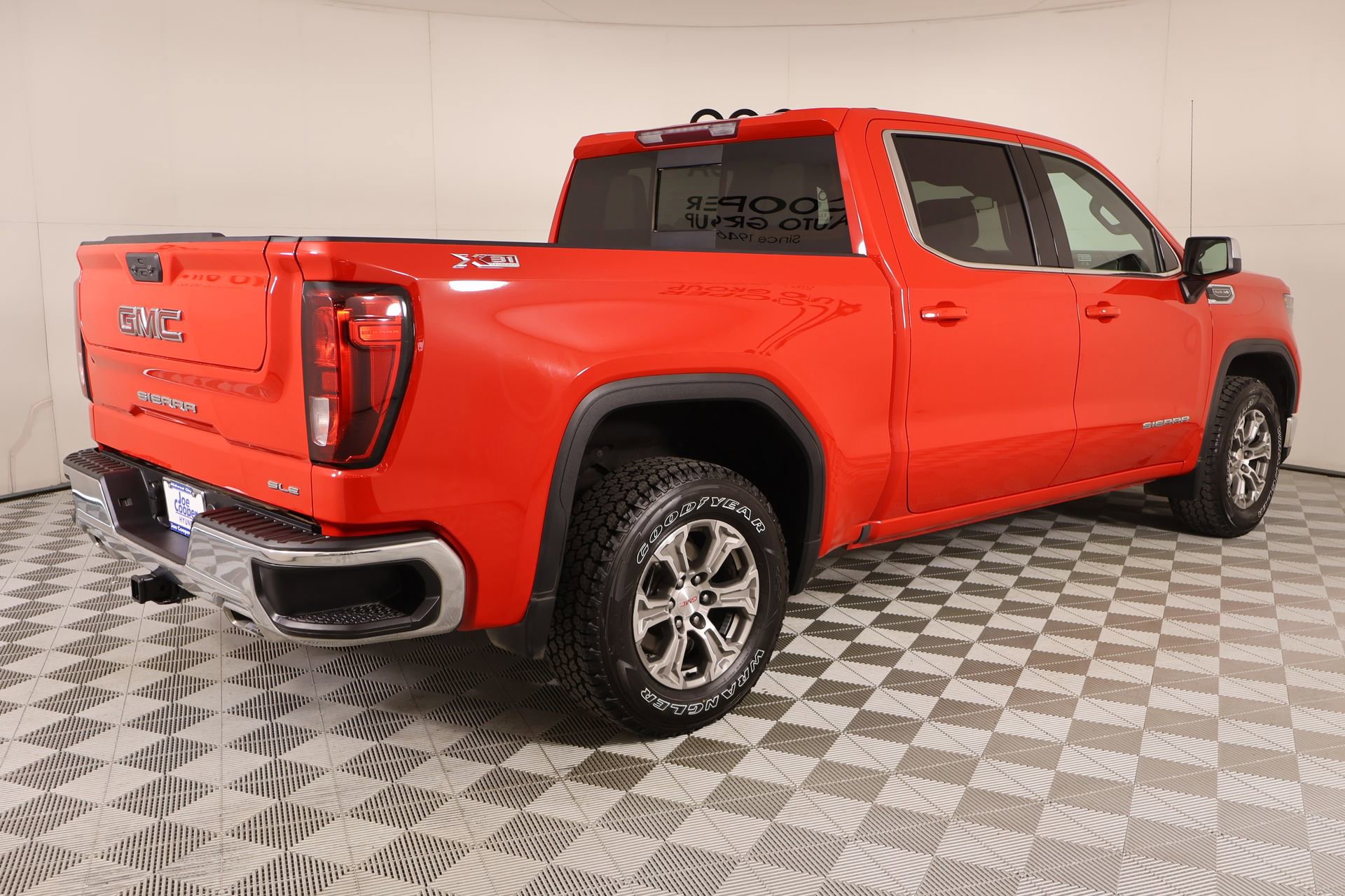 Used 2024 GMC Sierra 1500 SLE w/ Preferred Package image 20