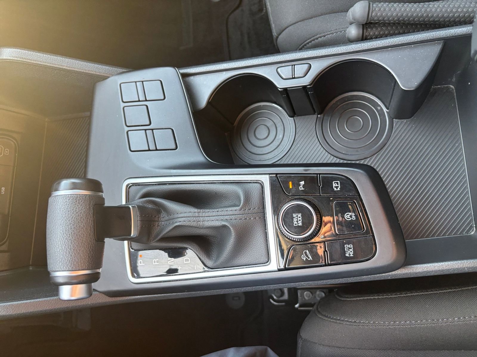 Used 2025 Kia Sportage LX image 39