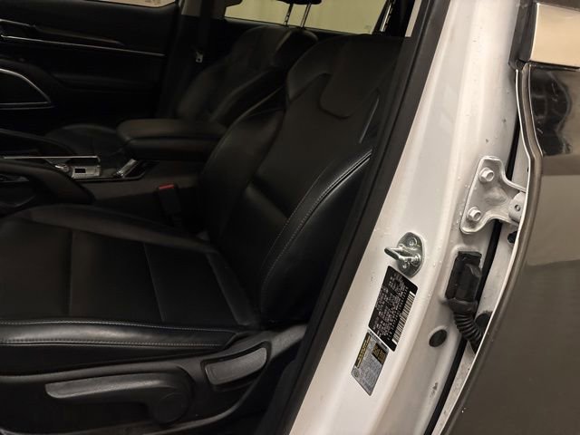 Certified 2024 Kia Telluride LX image 10