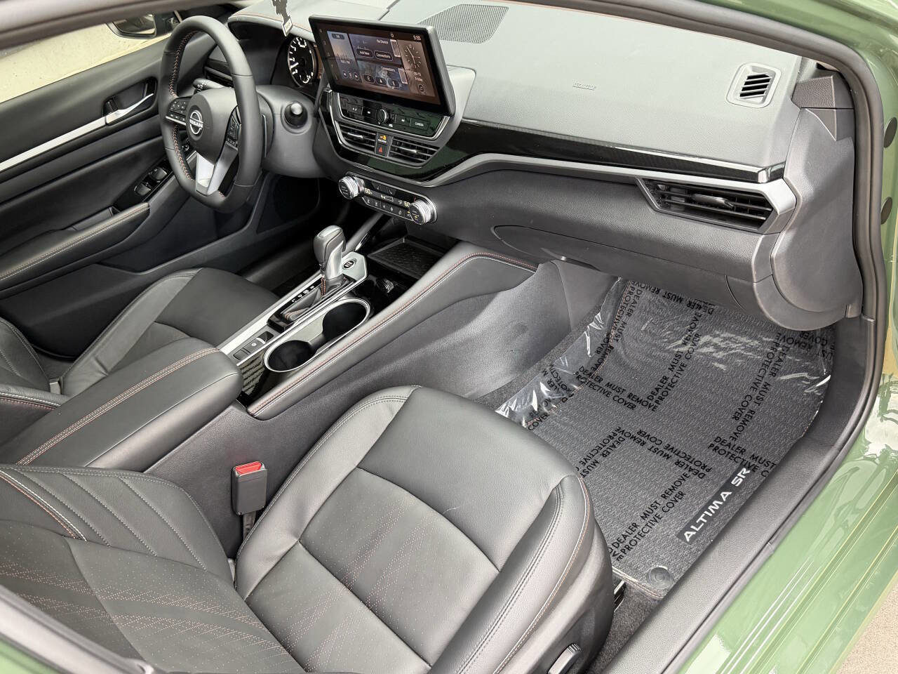 Used 2025 Nissan Altima 2.5 SR w/ SR Premium Package AWD/4WD image 21