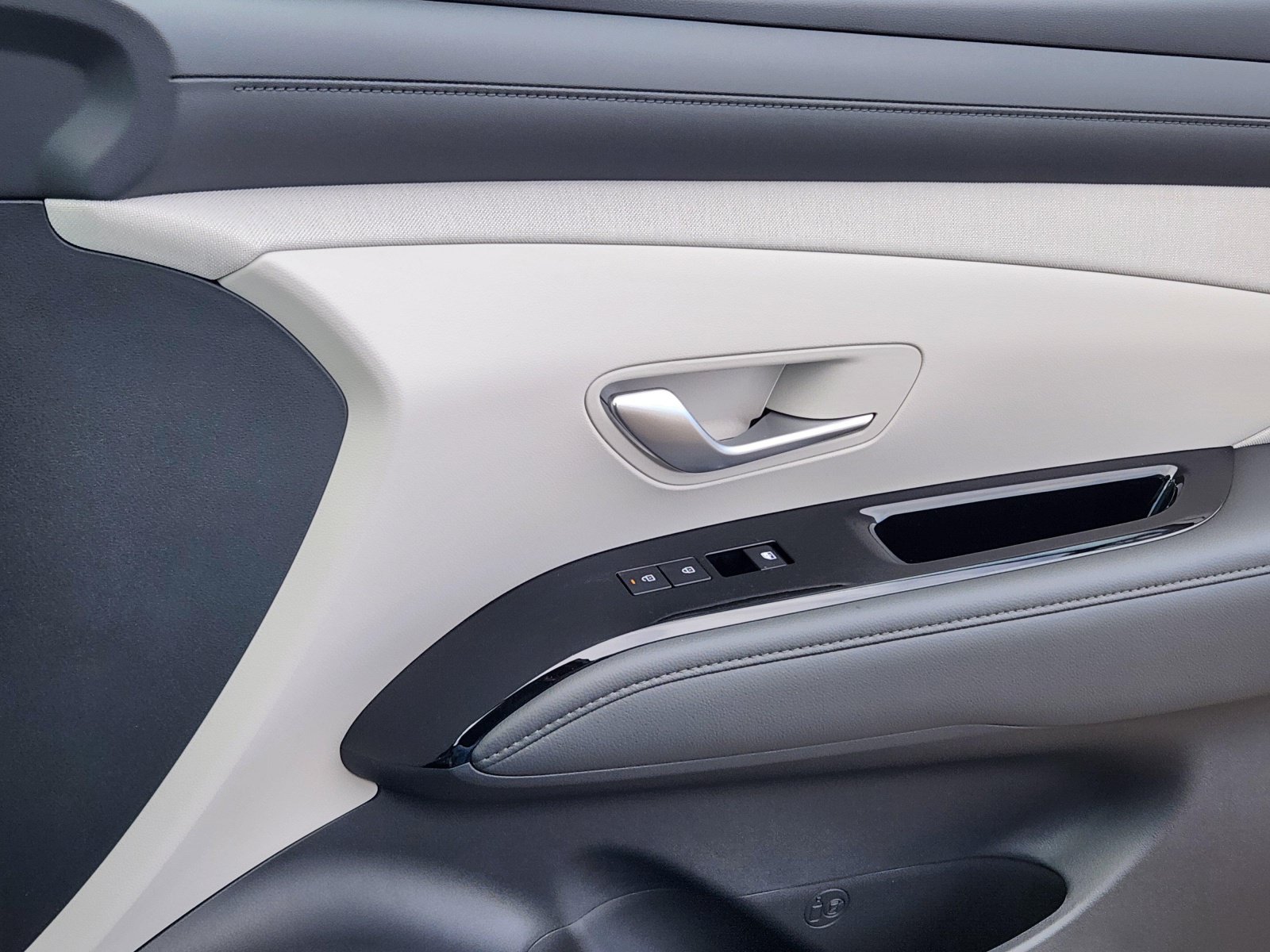 New 2026 Hyundai Tucson Limited AWD/4WD image 13
