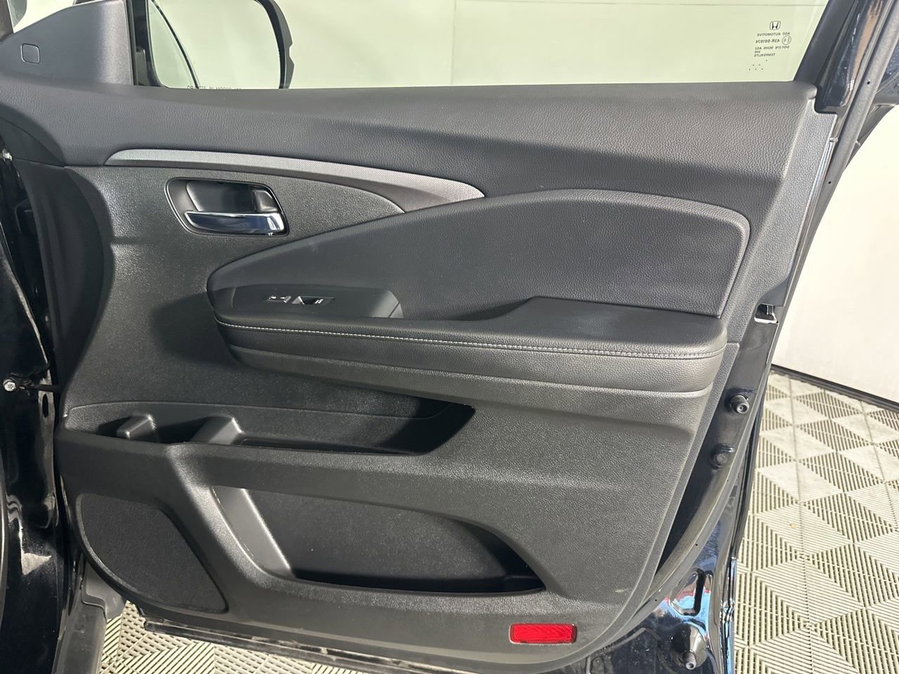 Used 2023 Honda Ridgeline RTL image 32