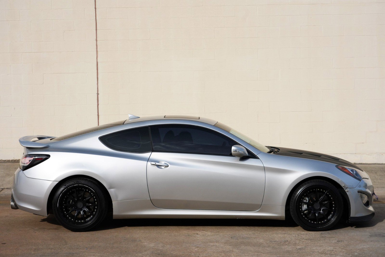 Used 2013 Hyundai Genesis 3.8 RWD image 42