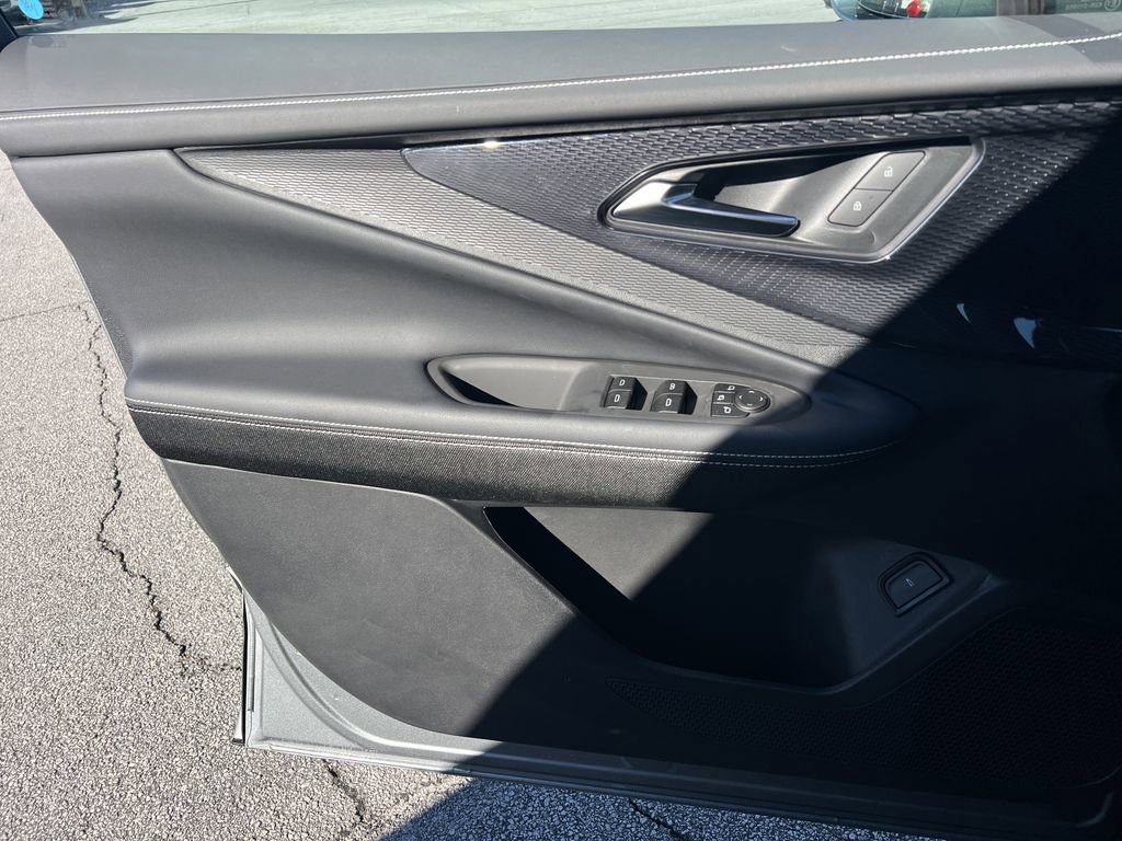 New 2026 Chevrolet Blazer EV LT image 12