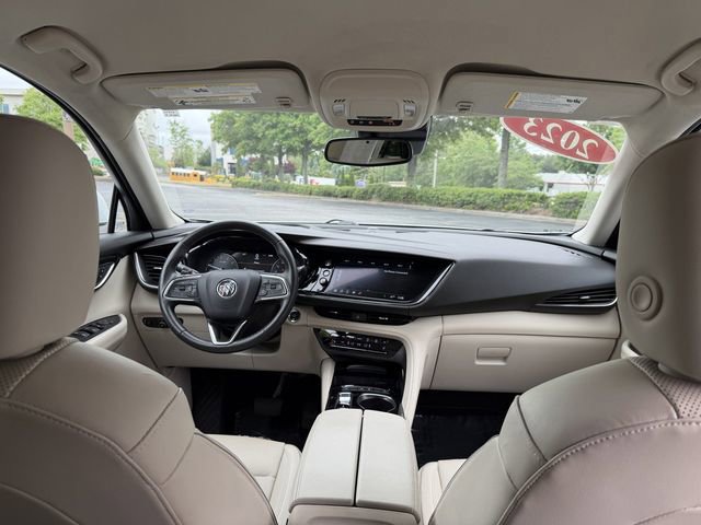 Used 2023 Buick Envision Essence FWD image 41