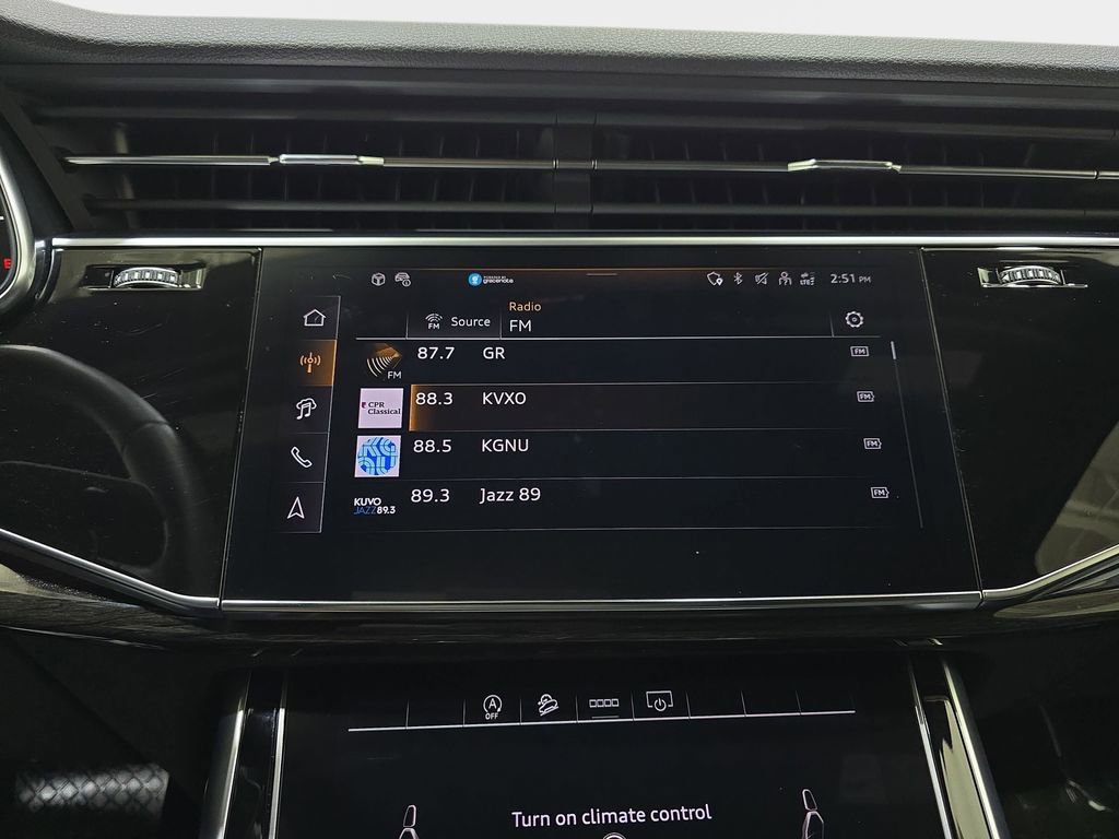 Used 2025 Audi Q7 2.0T Premium Plus w/ Premium Plus Package image 24