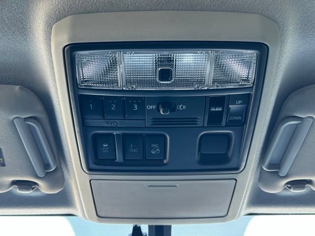 Used 2019 Toyota 4Runner SR5 Premium AWD/4WD image 66