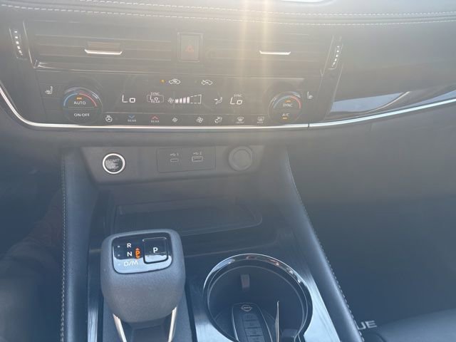 Used 2023 Nissan Rogue SL w/ SL Premium Package AWD/4WD image 19