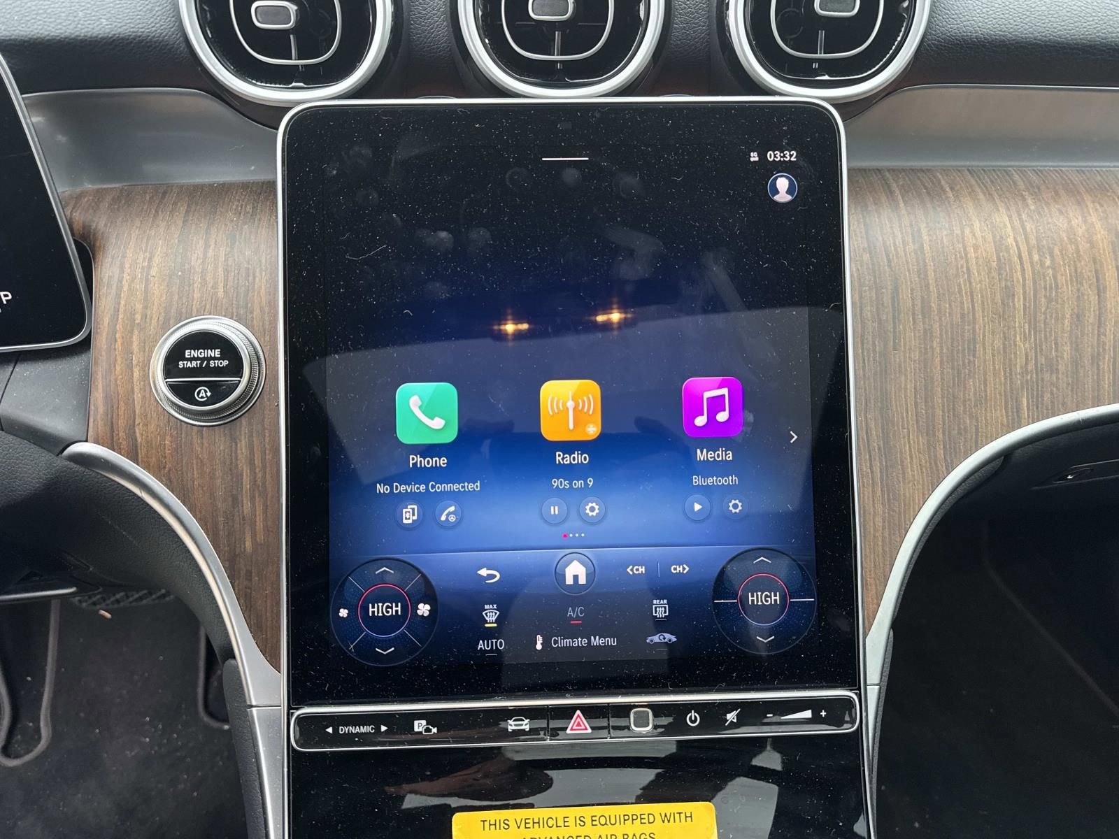 Used 2025 Mercedes-Benz GLC 300 4MATIC image 25