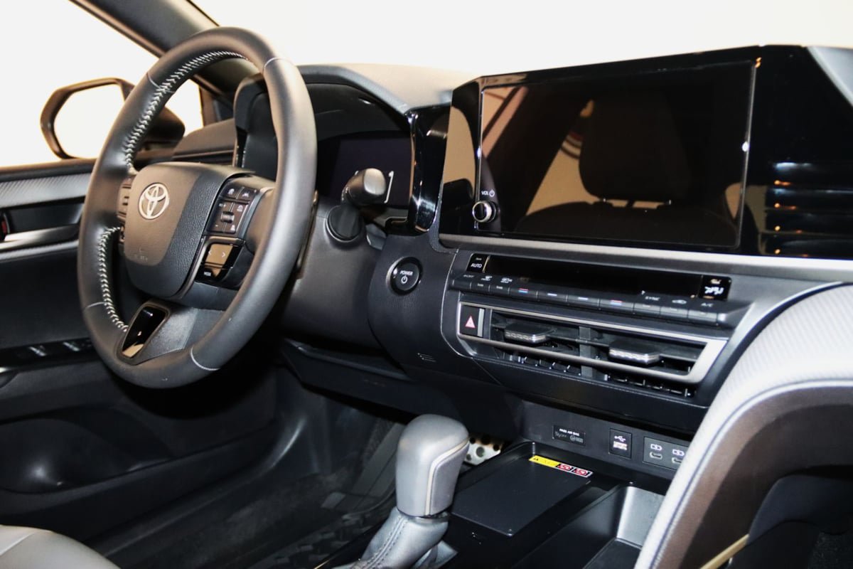 Used 2026 Toyota Camry SE FWD image 54