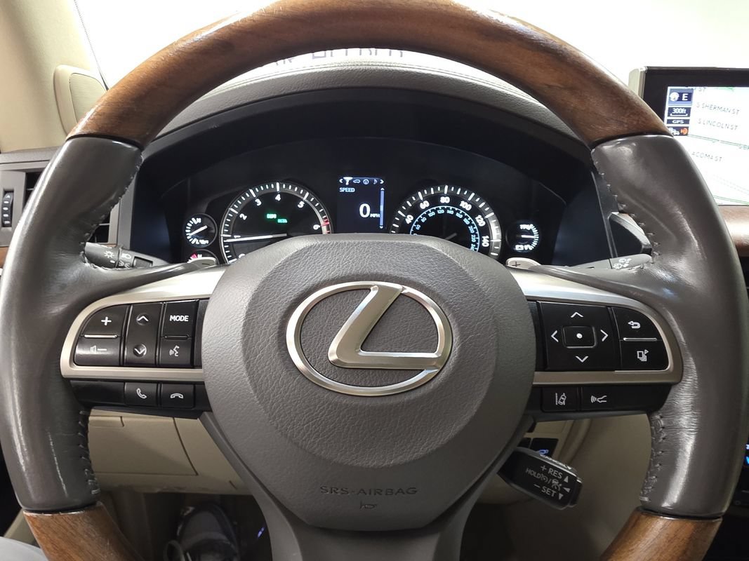 Used 2017 Lexus LX 570 4WD w/ Luxury Package image 30