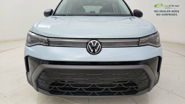 Used 2025 Volkswagen Taos SE AWD/4WD image 8