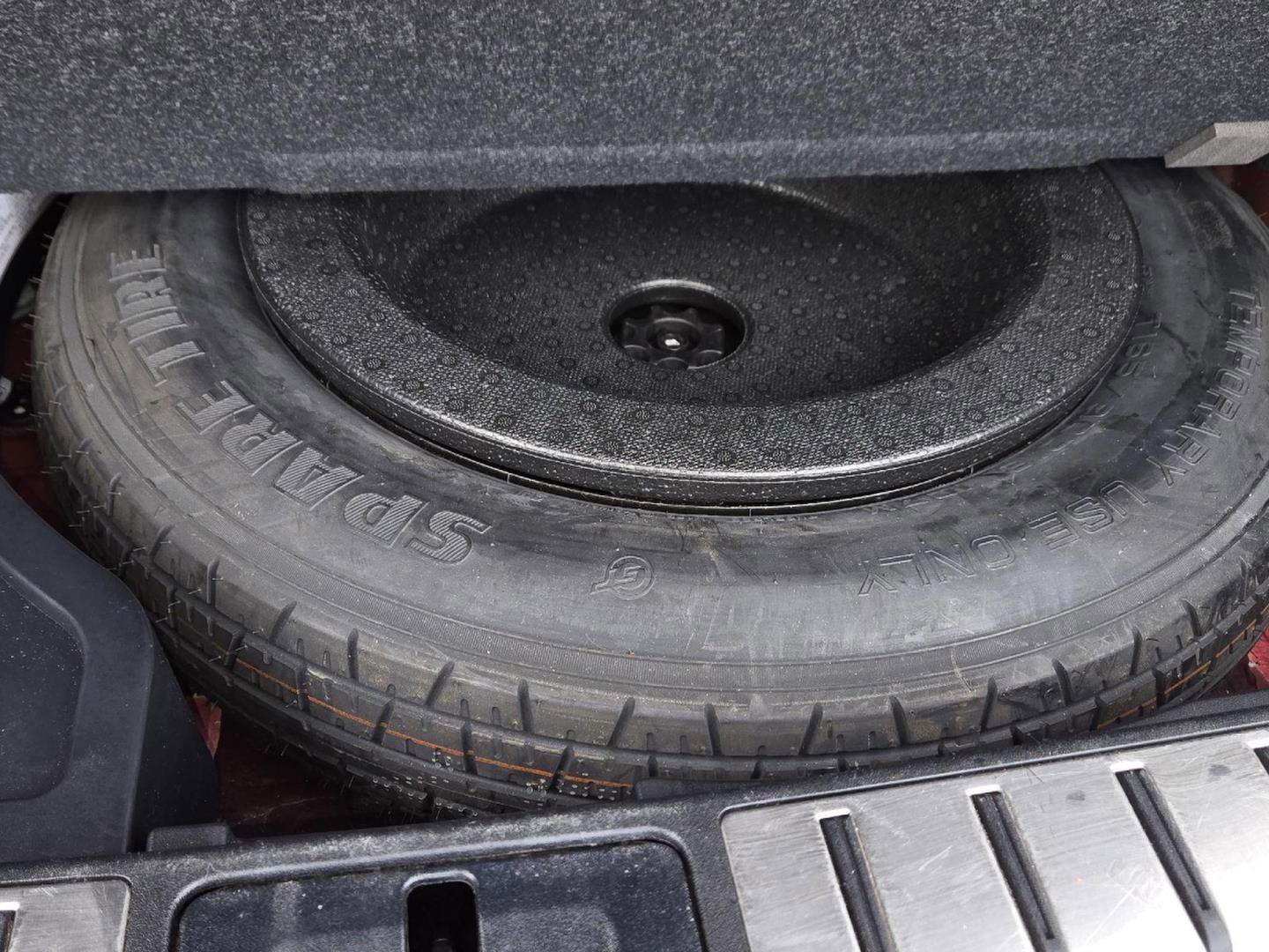 Used 2022 Lexus RX 450h AWD w/ Luxury Package image 13