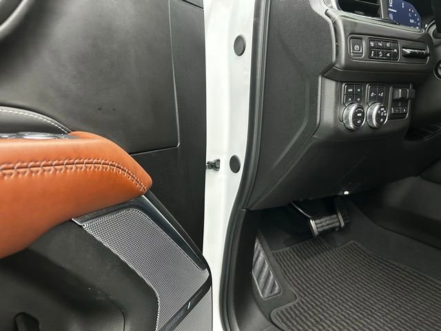 Used 2024 GMC Yukon XL Denali Ultimate image 34