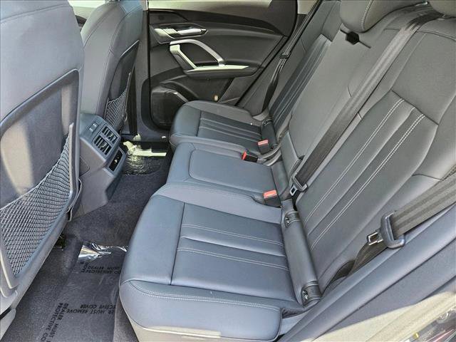 Certified 2025 Audi Q5 Premium w/ Convenience Package AWD/4WD image 25