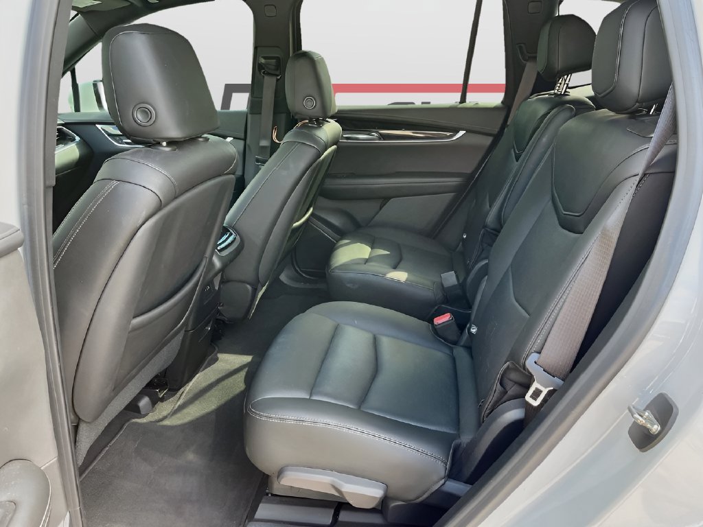 Used 2021 Cadillac XT6 Premium Luxury FWD image 26