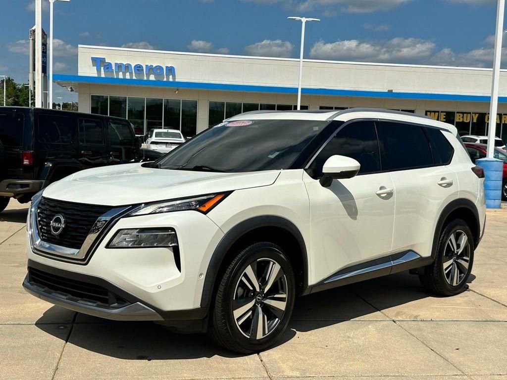 Used 2023 Nissan Rogue SL w/ SL Premium Package FWD image 4