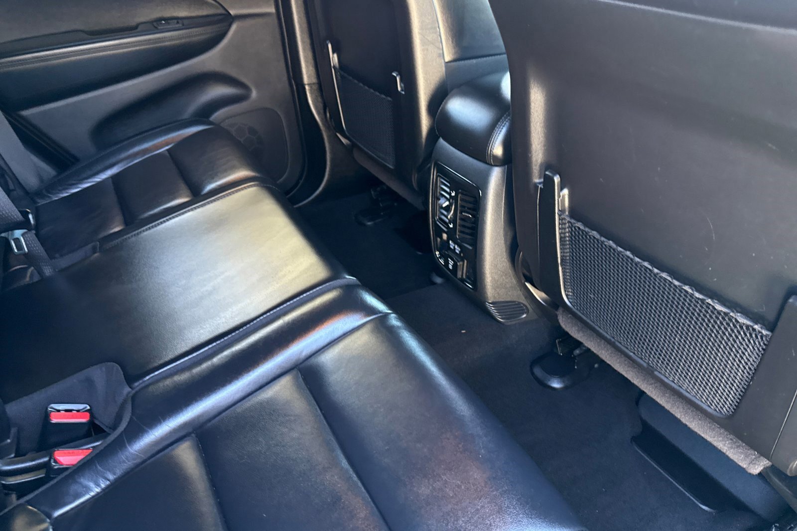 Used 2019 Jeep Grand Cherokee Limited image 30