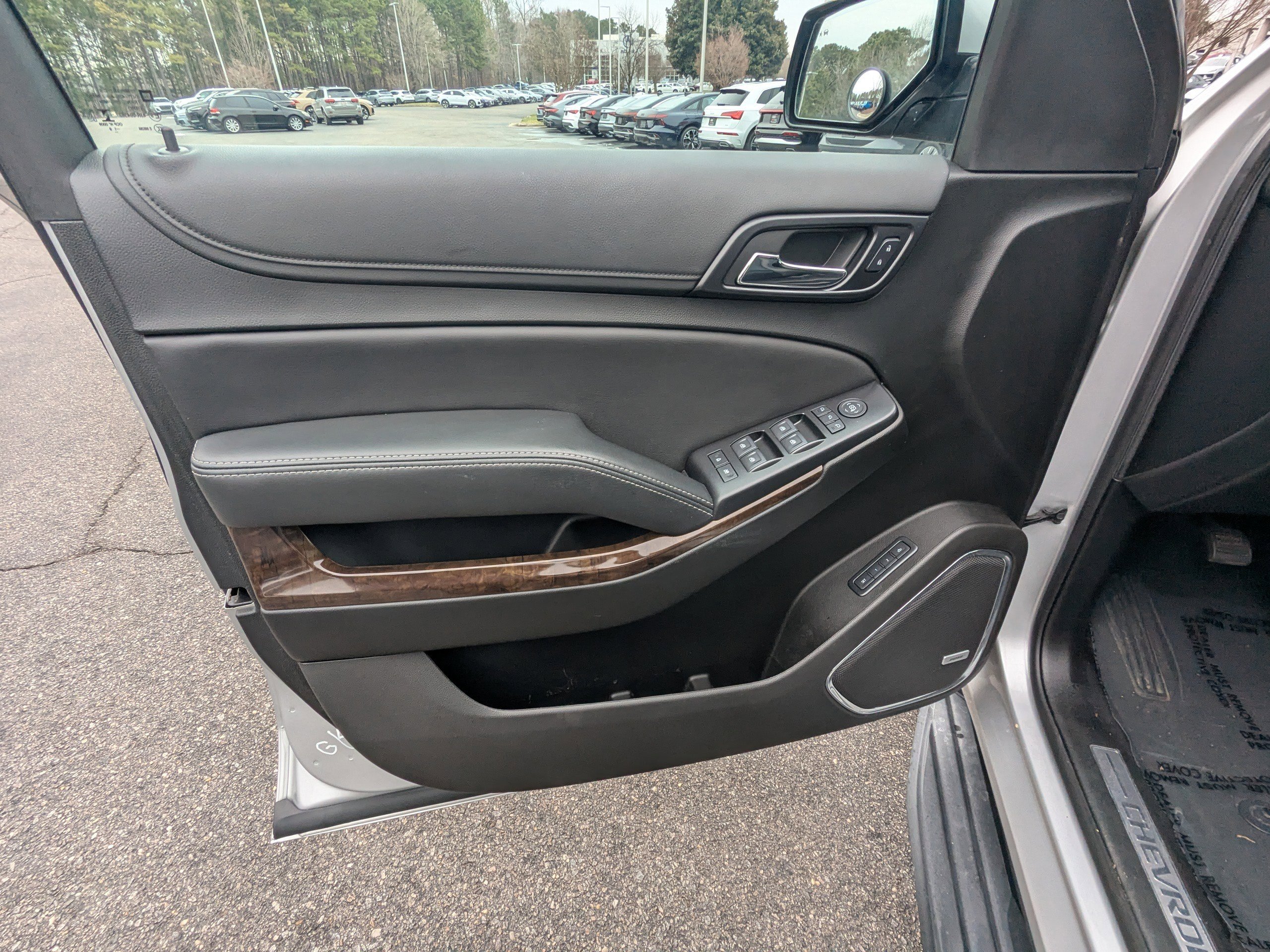 Used 2019 Chevrolet Tahoe LT image 19