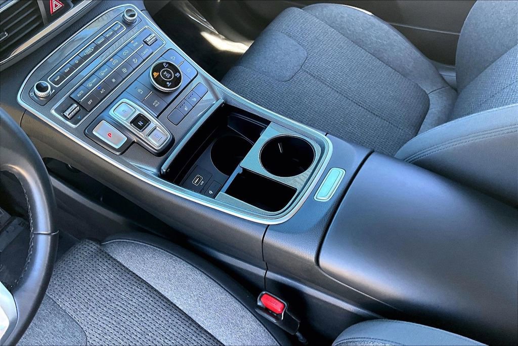 Used 2023 Hyundai Santa Fe SEL image 15