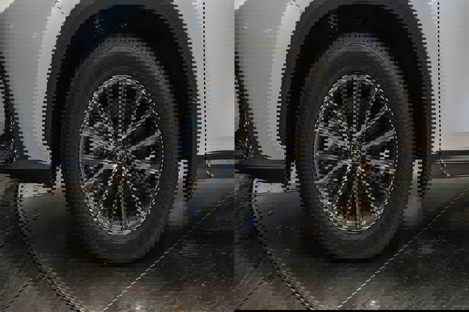 Used 2025 Lexus NX 350h AWD w/ Premium Package image 9