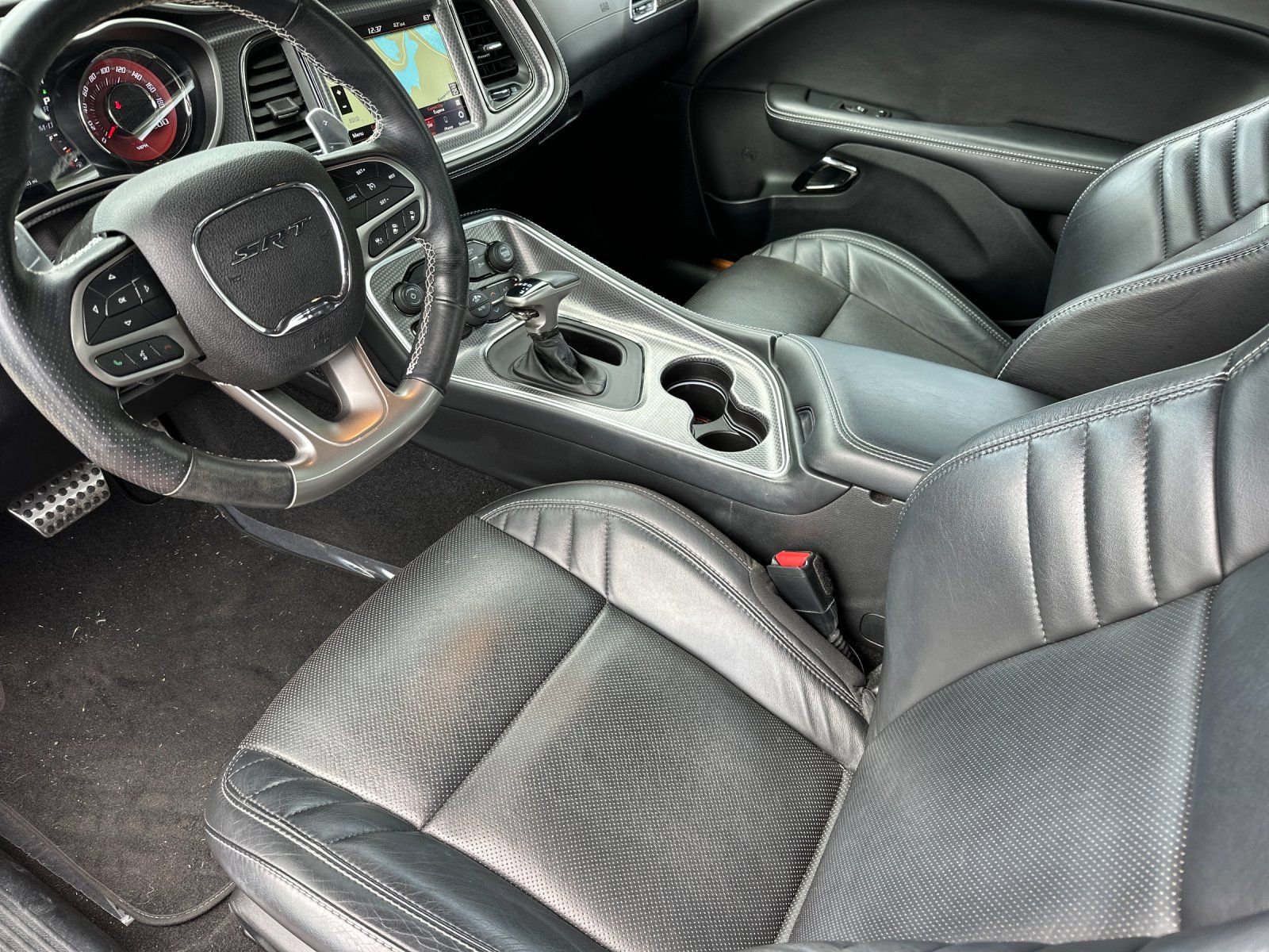 Used 2022 Dodge Challenger SRT Hellcat w/ Plus Package RWD image 9