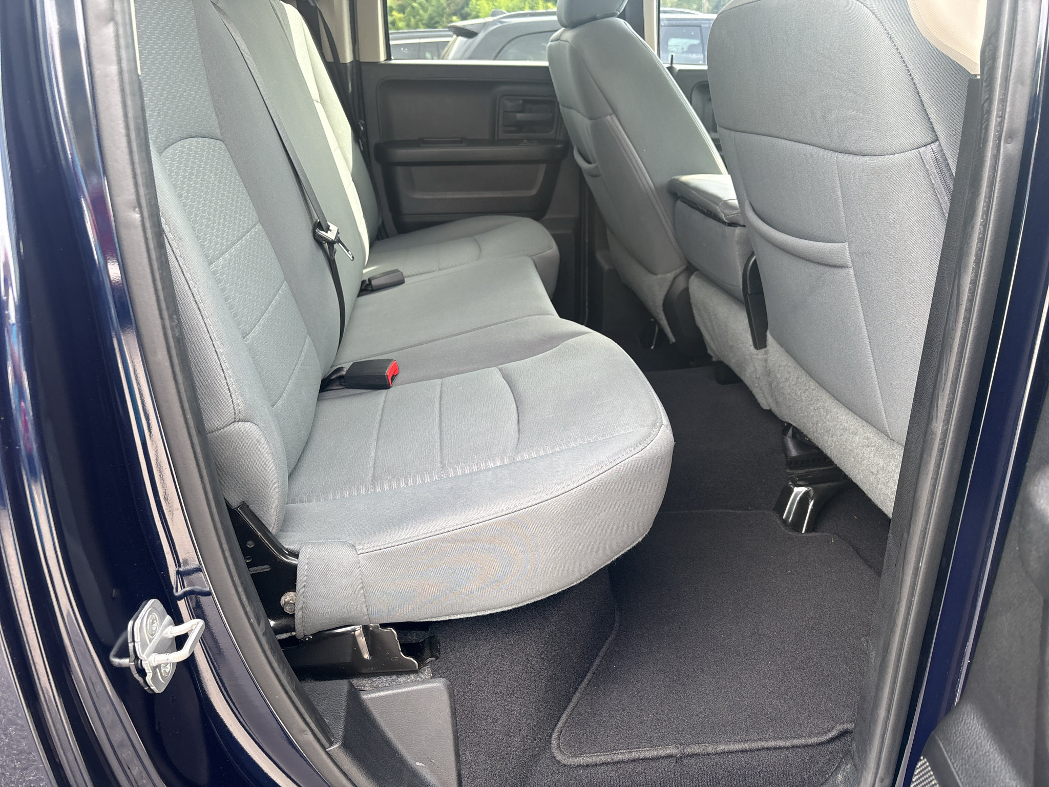 Used 2013 RAM 1500 Express RWD image 20