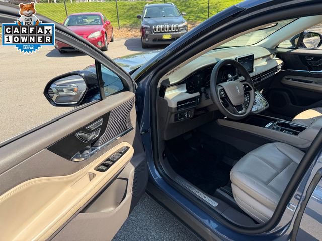Used 2022 Lincoln Corsair AWD w/ Equipment Group 101A image 13