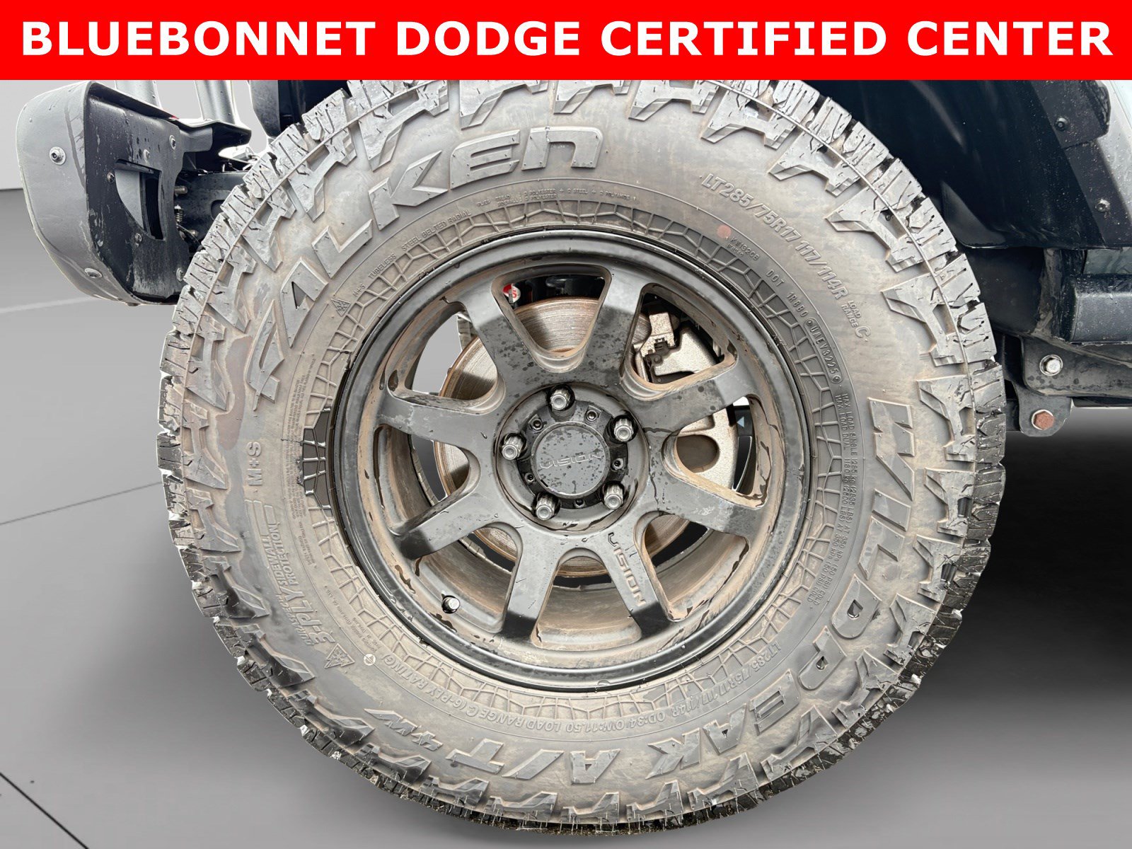 Used 2024 Jeep Gladiator Sport AWD/4WD image 9
