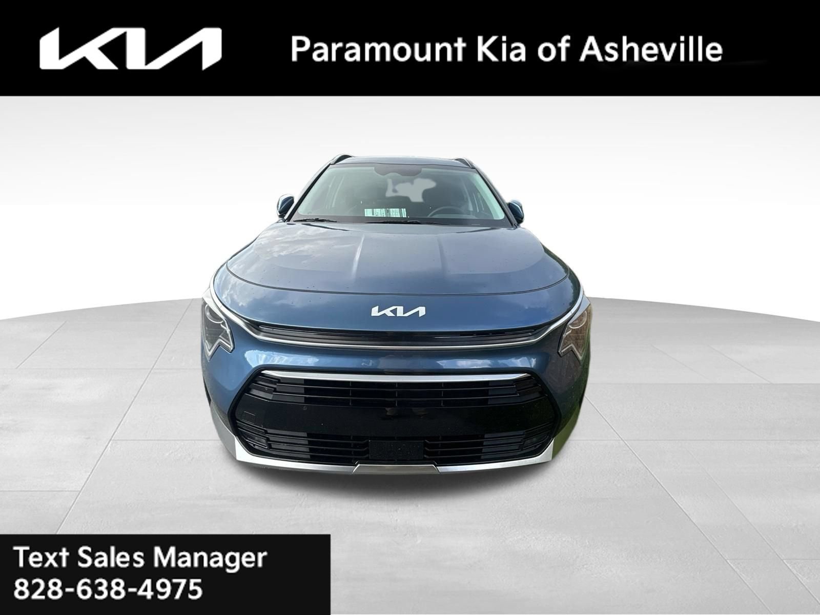 Certified 2025 Kia Niro EX Touring FWD image 1