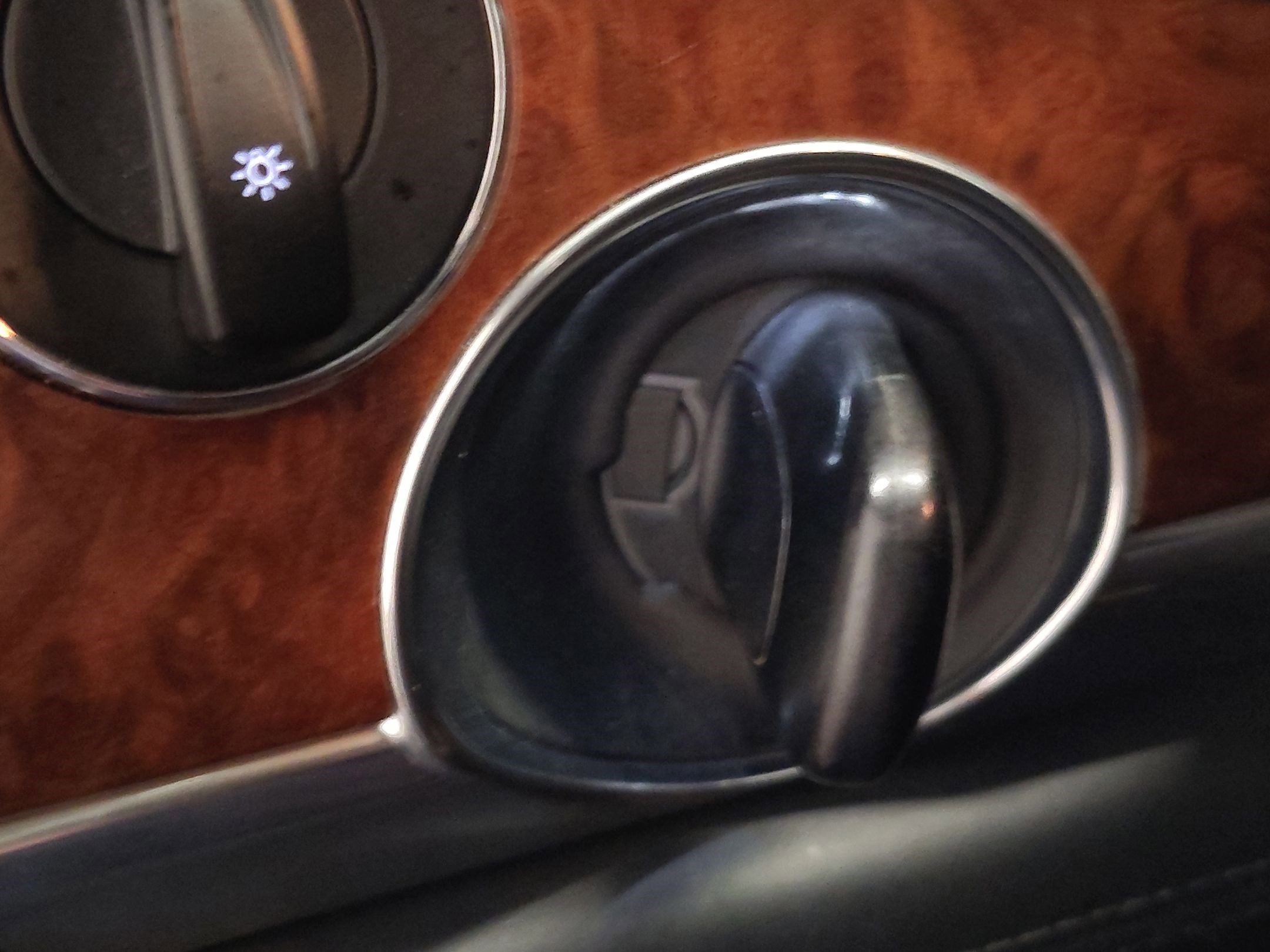 Used 2012 Porsche Panamera Turbo S image 17