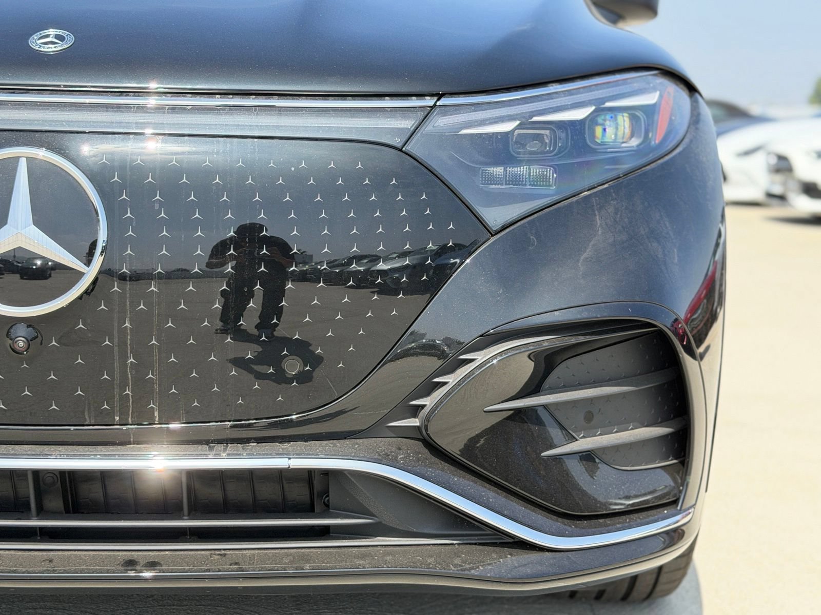 New 2026 Mercedes-Benz EQS 550 4MATIC SUV image 7