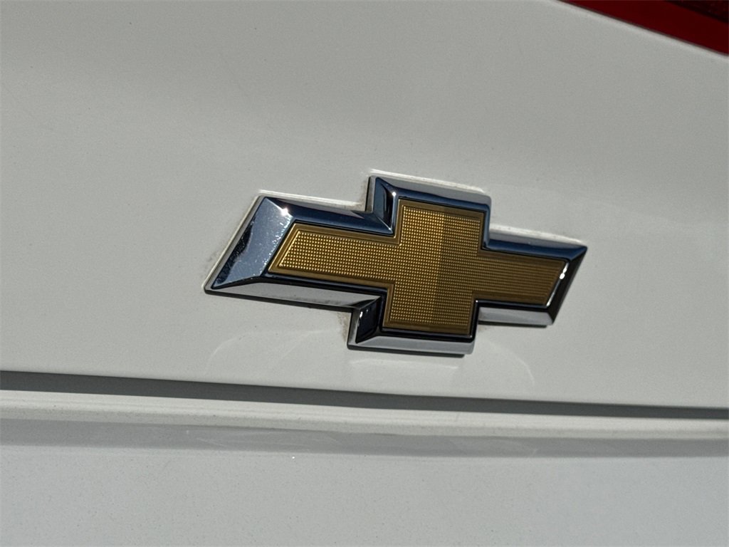 Used 2020 Chevrolet Camaro LT image 11