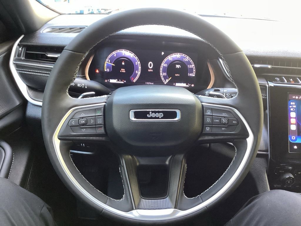 Used 2025 Jeep Grand Cherokee L Altitude image 49