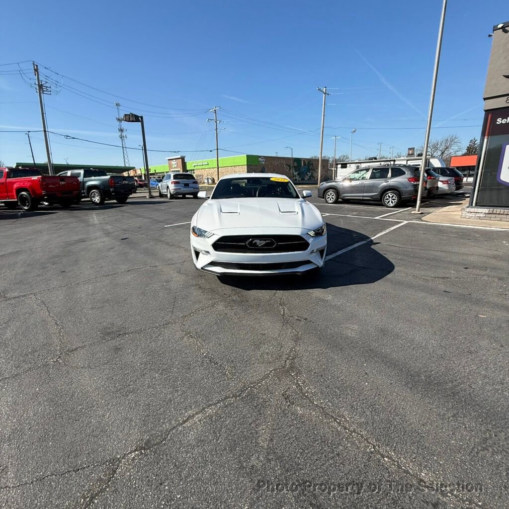 Used 2021 Ford Mustang Premium w/ Equipment Group 201A image 4