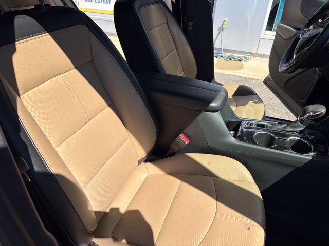 Used 2024 Chevrolet Equinox Premier AWD/4WD image 24