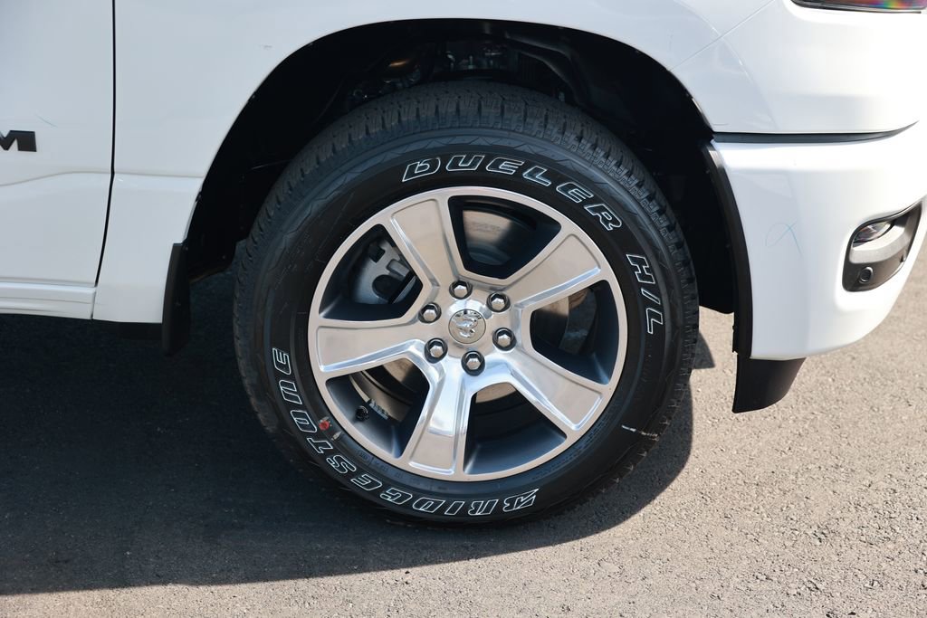 New 2026 RAM 1500 Express image 8