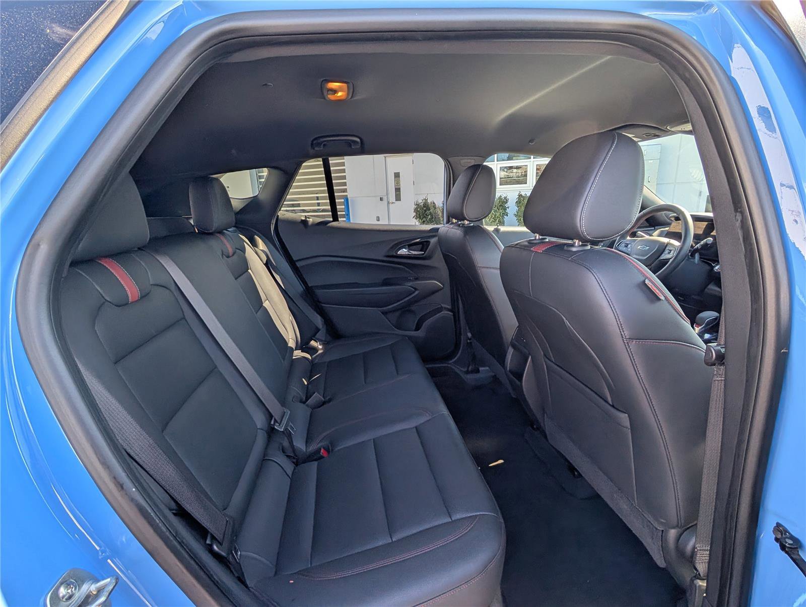 Used 2024 Chevrolet Trax RS image 11