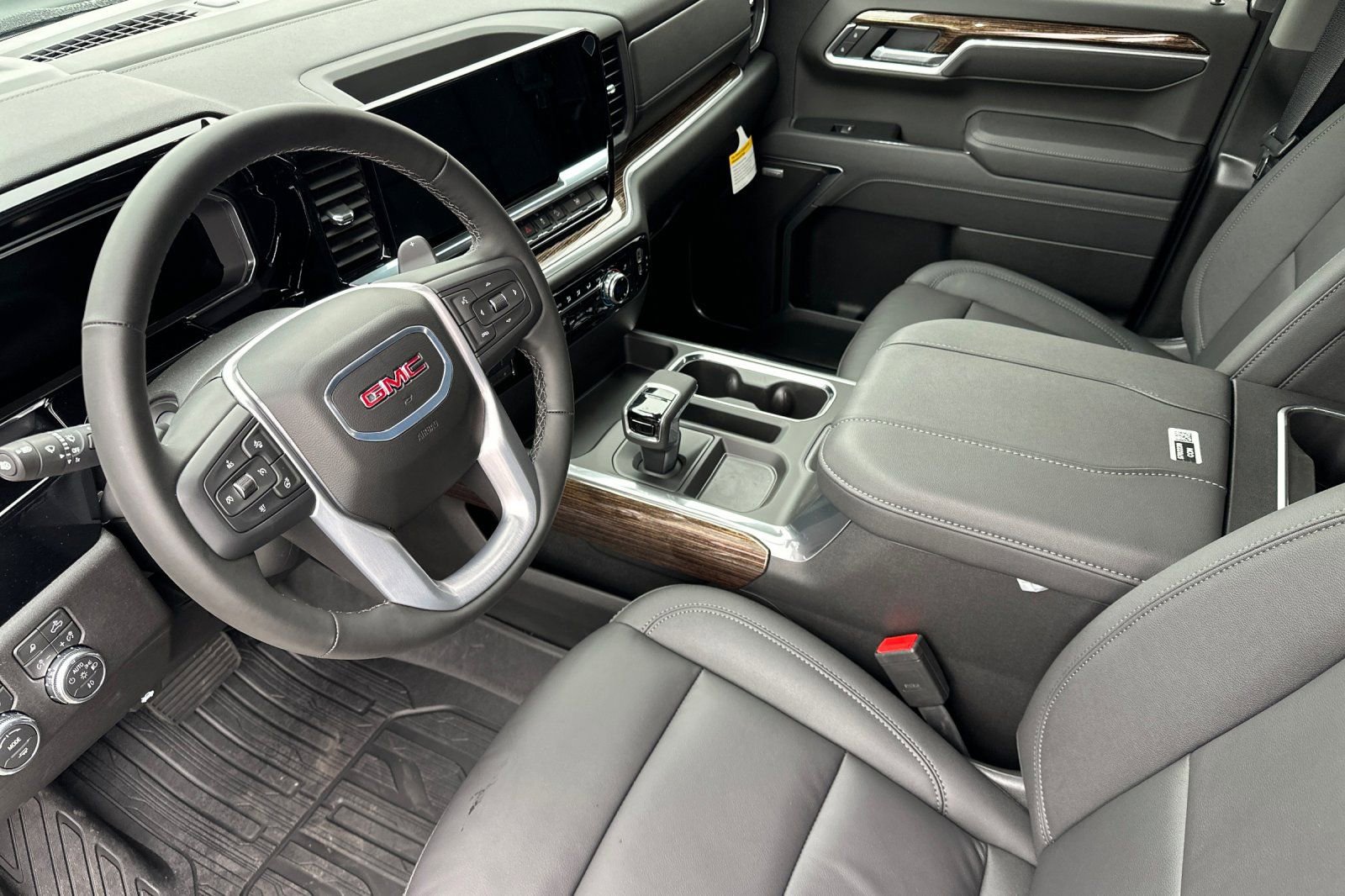 New 2026 GMC Sierra 1500 Elevation w/ Elevation Premium Package AWD/4WD image 9