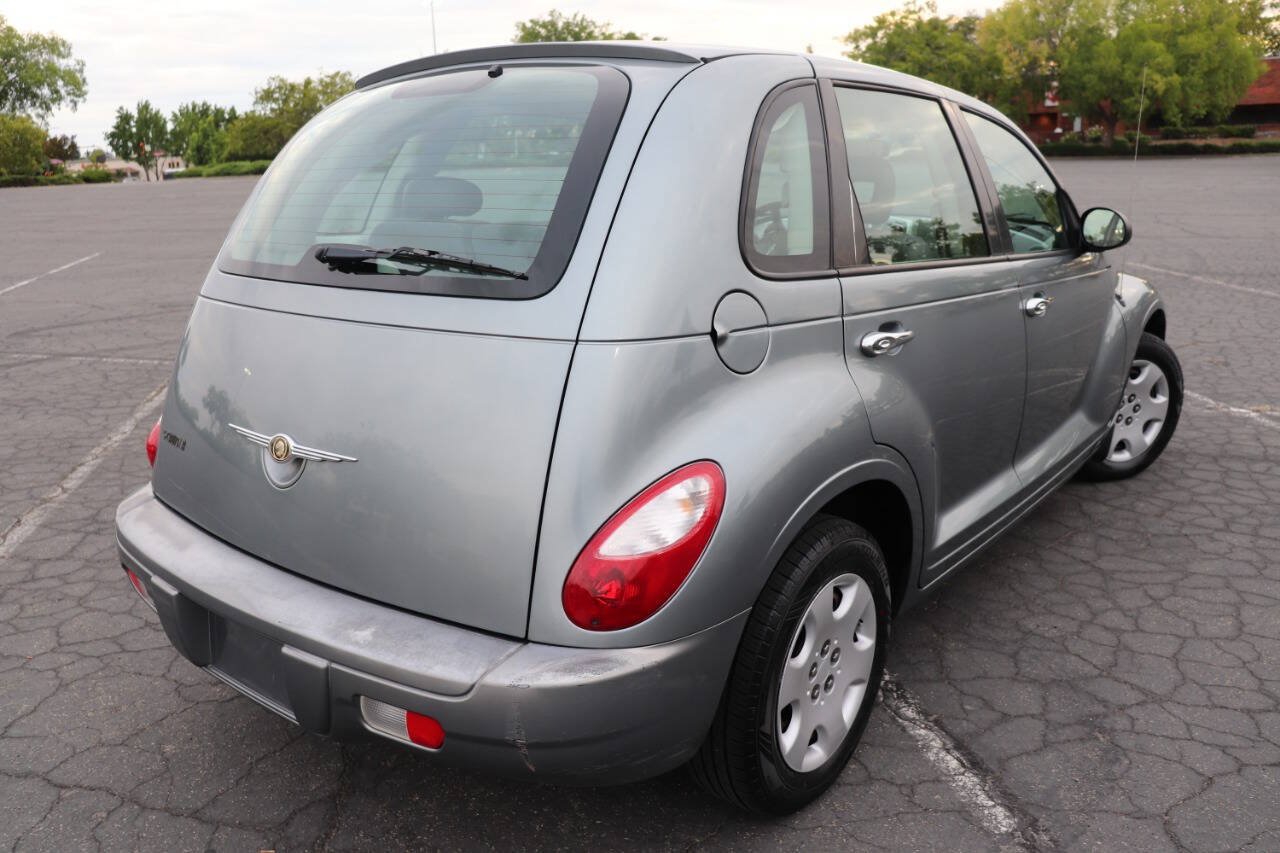 Used 2009 Chrysler PT Cruiser FWD image 8