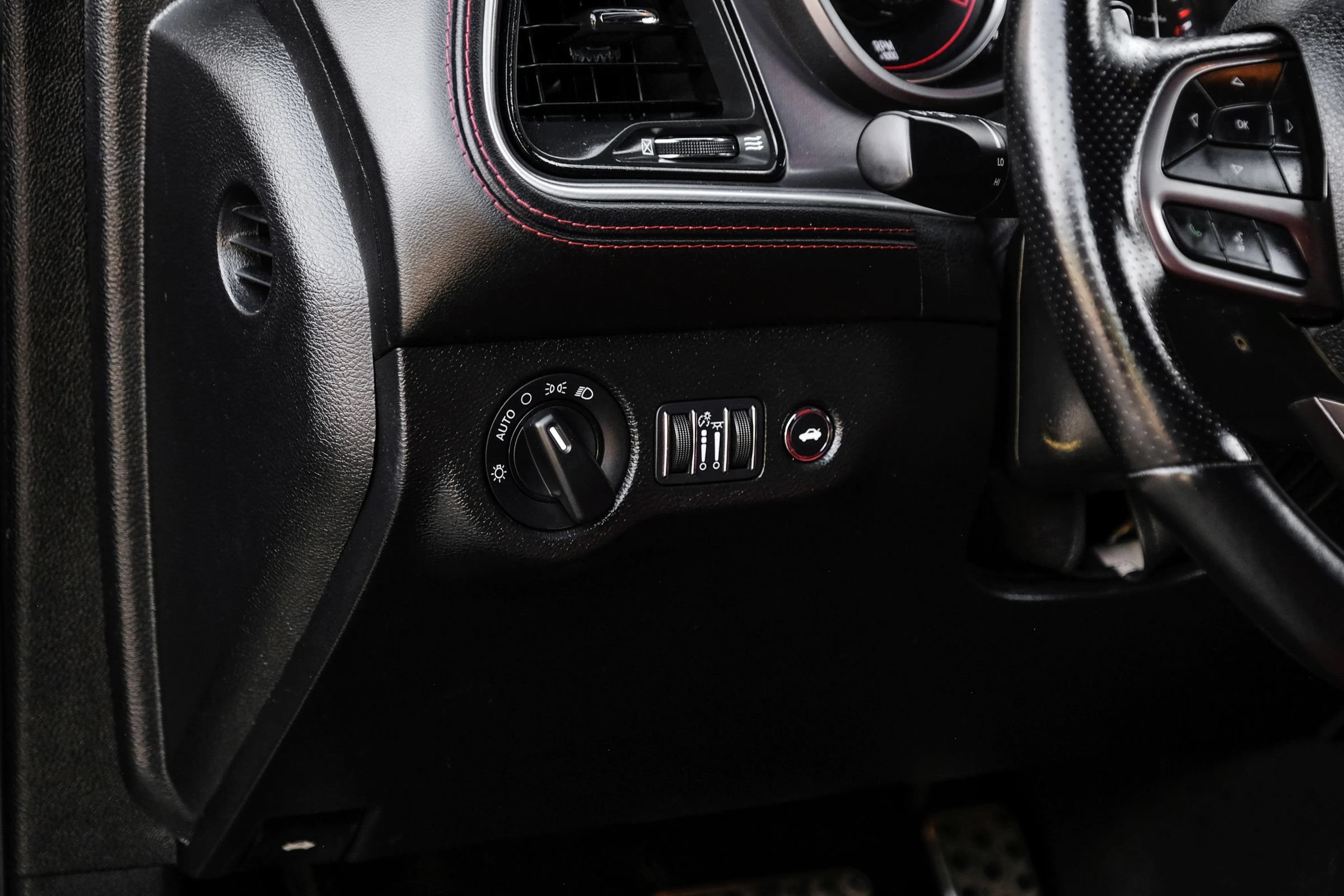 Used 2021 Dodge Challenger R/T Scat Pack RWD image 34