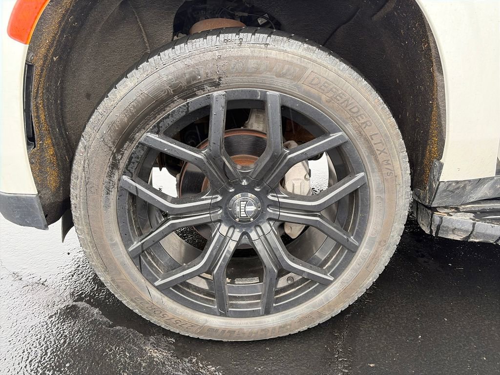 Used 2021 GMC Yukon Denali AWD/4WD image 30
