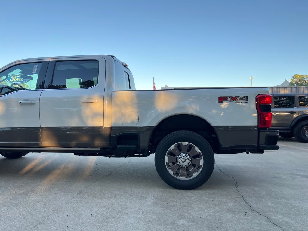 New 2026 Ford F250 King Ranch w/ FX4 Off-Road Package image 34