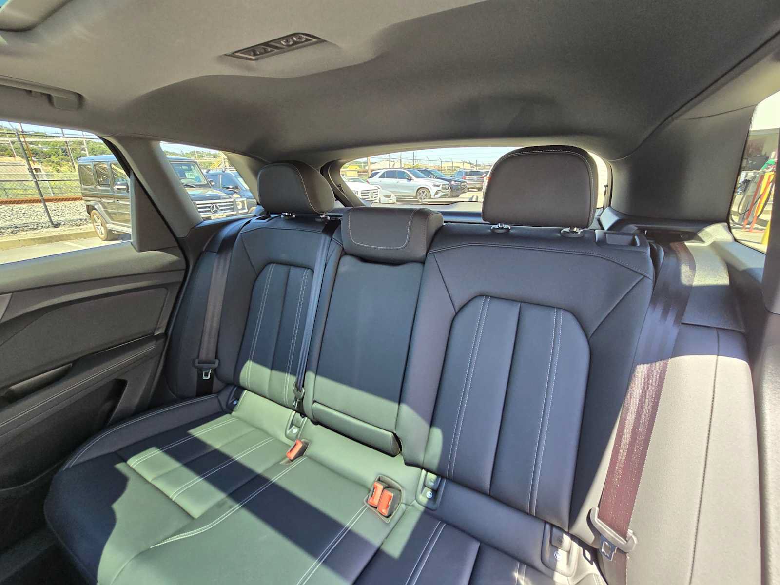 Used 2023 Audi Q4 e-tron Prestige AWD/4WD image 17