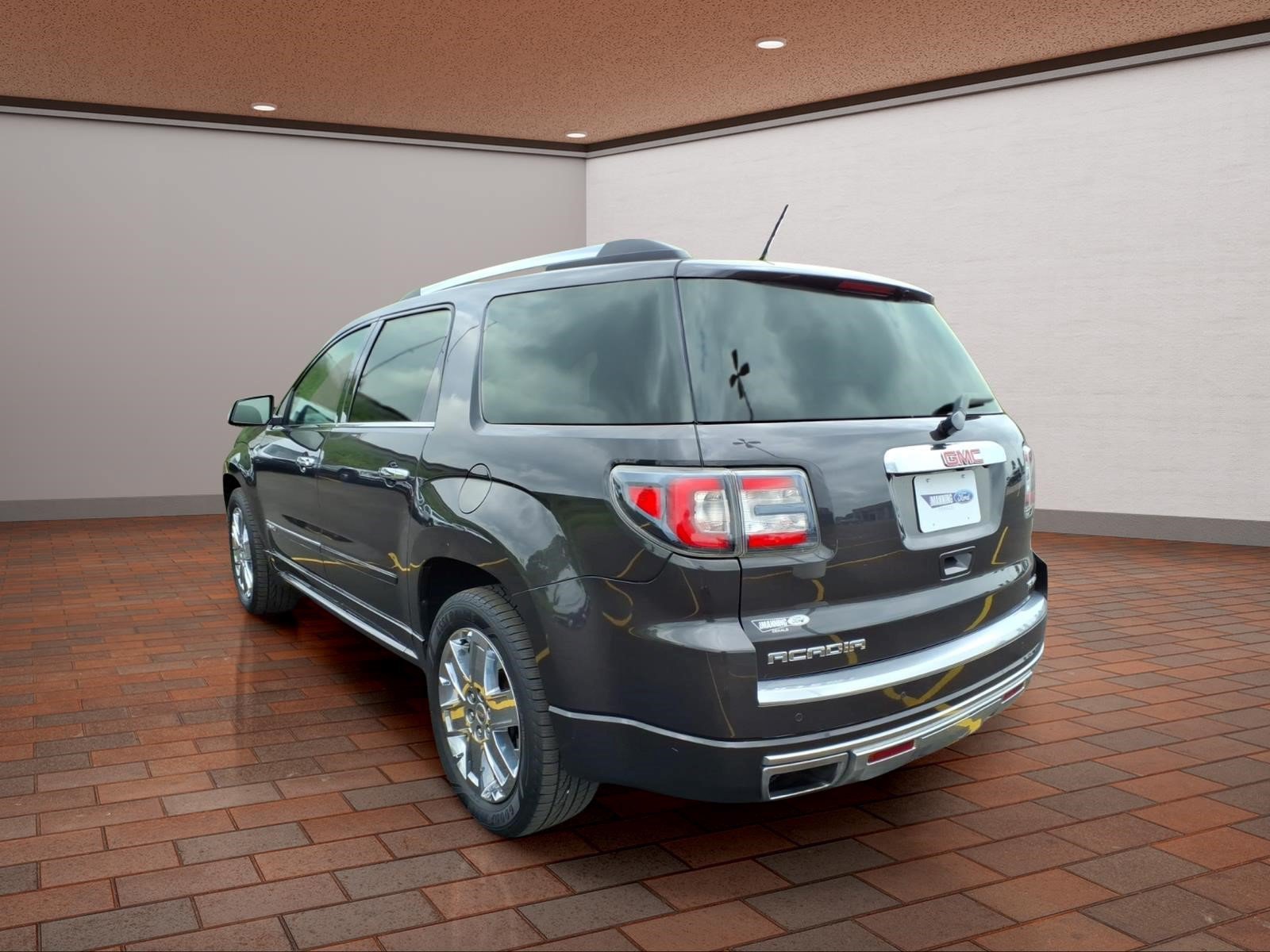 Used 2015 GMC Acadia Denali AWD/4WD image 6