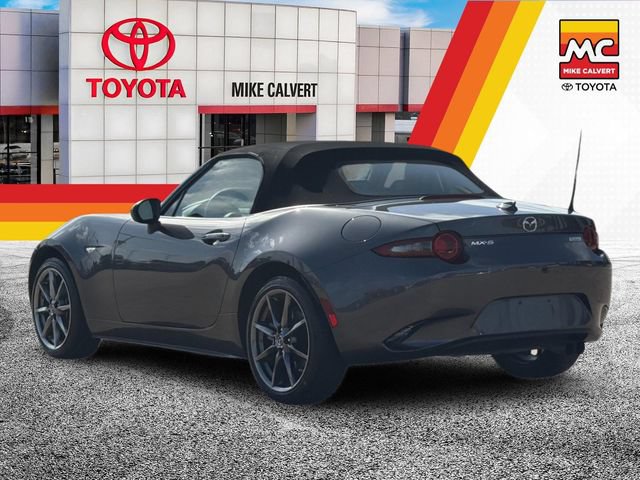 Used 2019 MAZDA MX-5 Miata Grand Touring RWD image 3